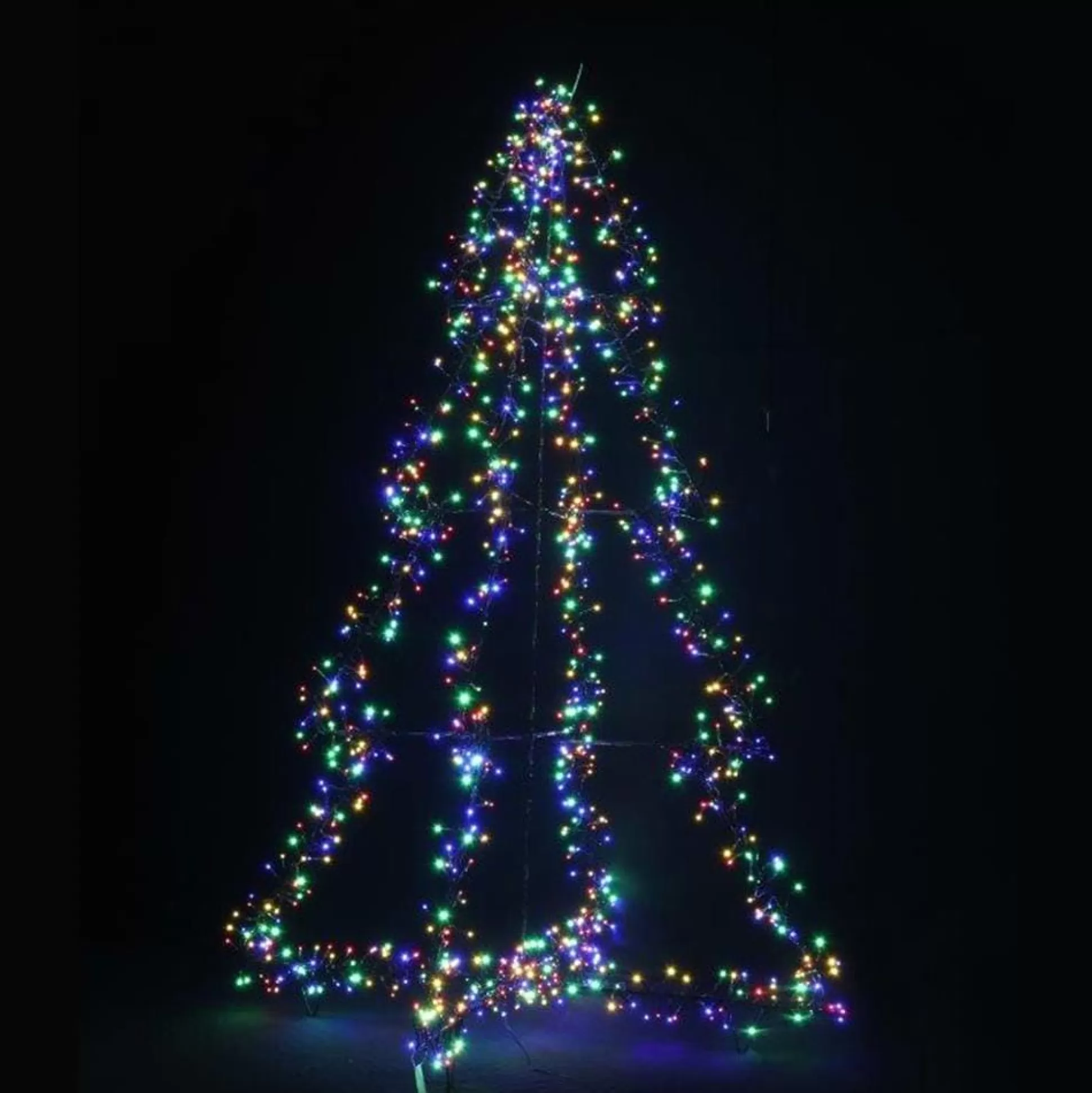 3D & 2D Displays>Christmas World Led Cluster Lights Yard Tree (180Cm)