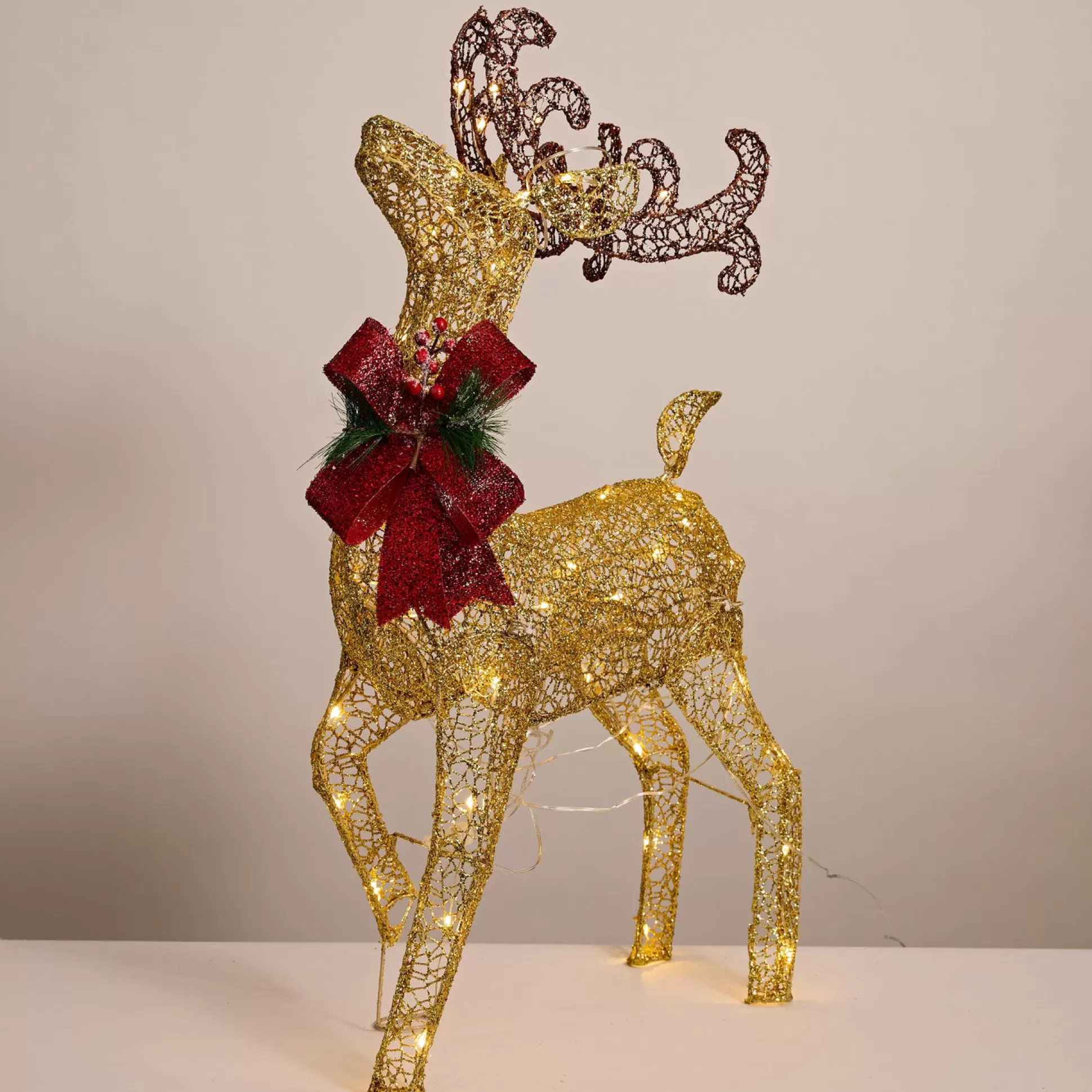 3D & 2D Displays>Christmas World Led Glitter Thread Twinkling Reindeer