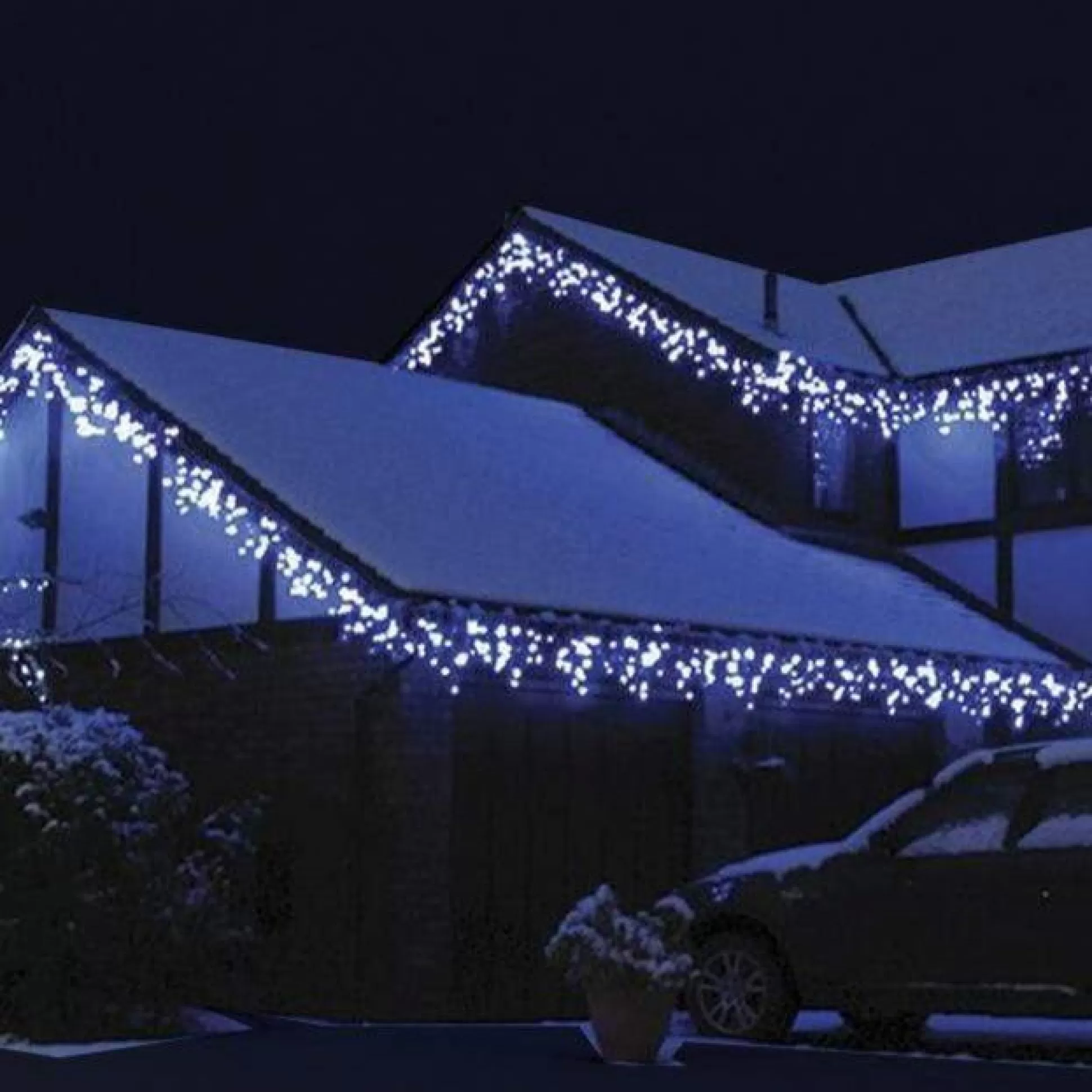 Icicle Lights>Christmas World Led White Icicle Lights (20M)