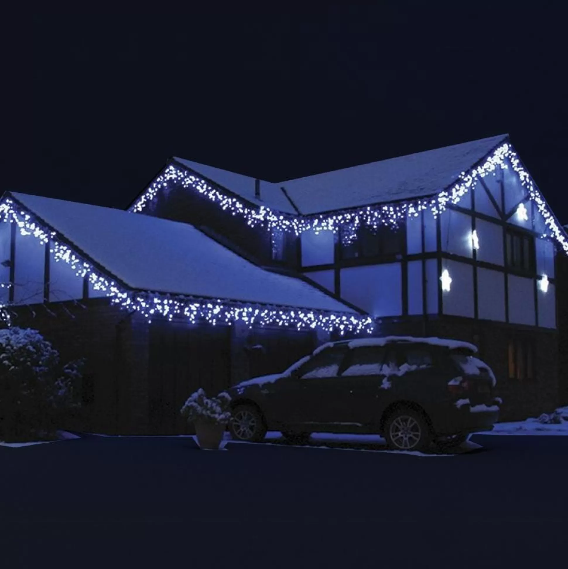 Icicle Lights>Christmas World Led White Icicle Lights (30M)