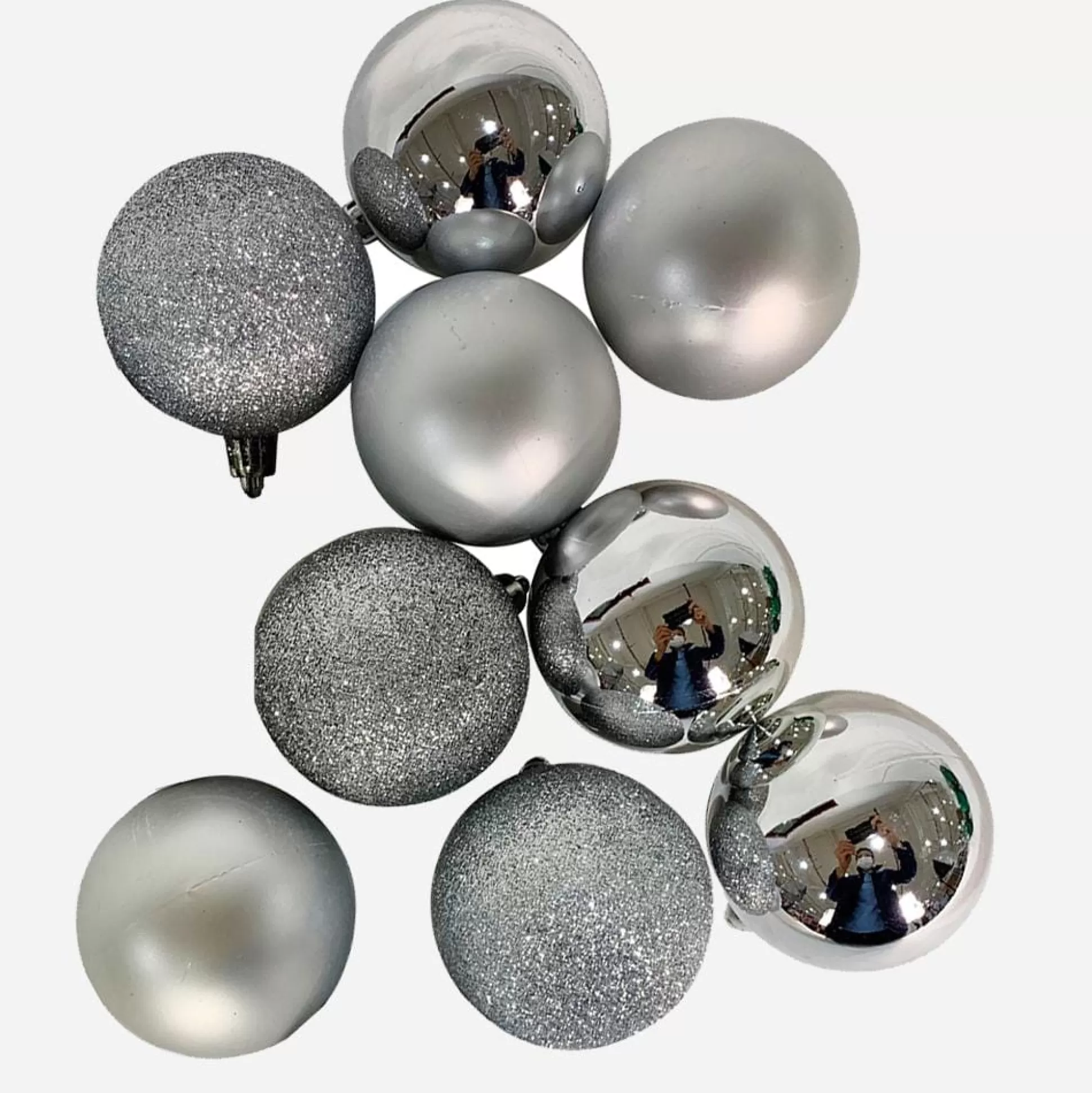 Magical Winter Wonderland>Christmas World Silver Baubles (8Cm)