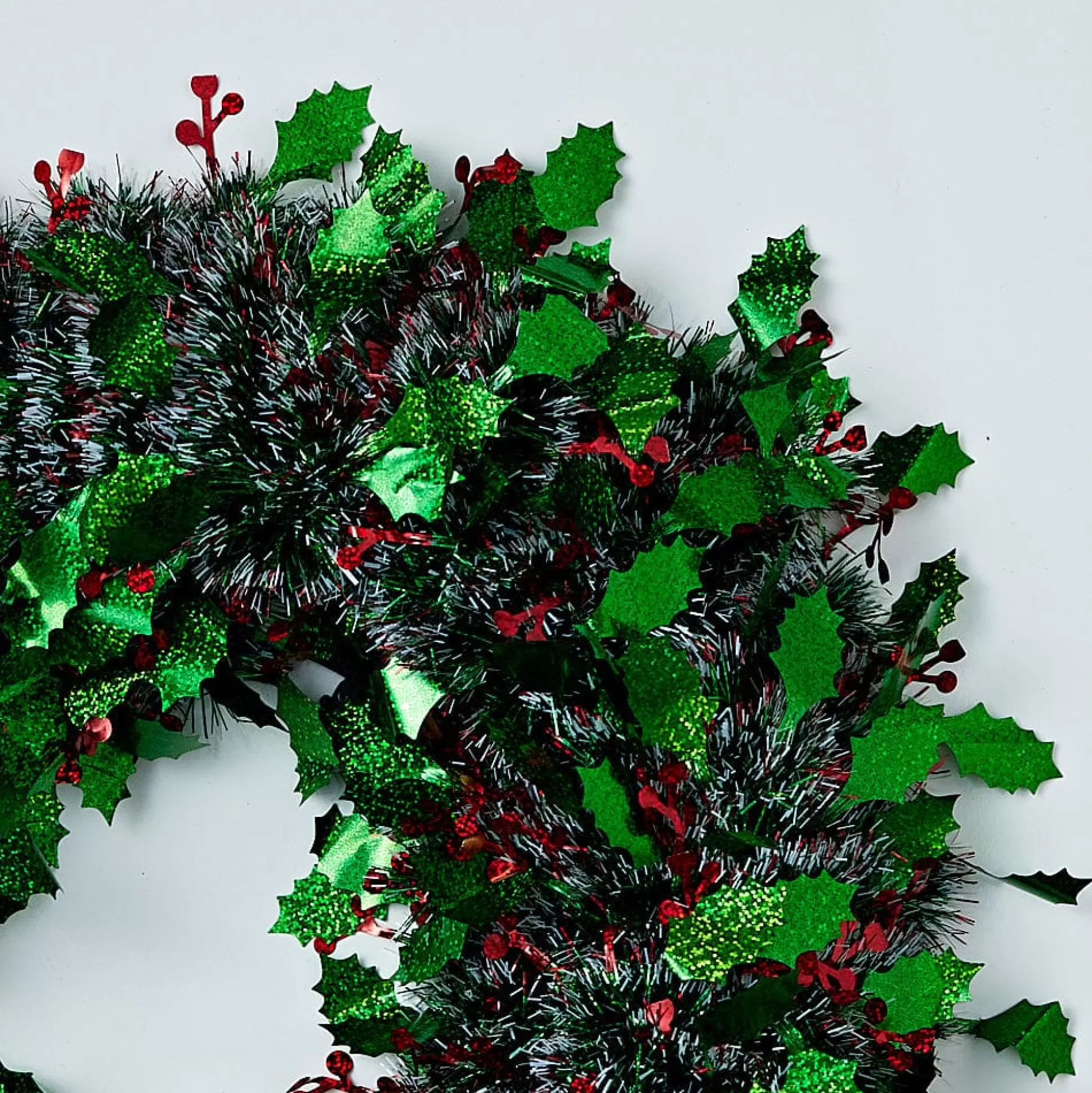 Traditional & Berry>Christmas World Tinsel Holly Berry Wreath (45Cm)